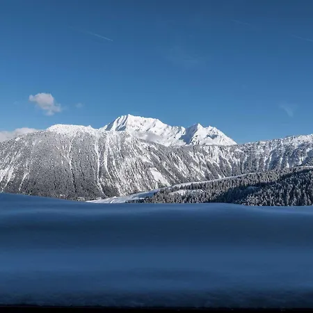 Apartment Duplex Skis Aux Pieds, 1850, 99m², 6 Pers., Cheminee, Balcons, Garage, Wifi - Fr-1-631-132