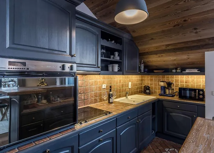 Duplex Skis Aux Pieds, 1850, 99m², 6 Pers., Cheminee, Balcons, Garage, Wifi - Fr-1-631-132 Apartman