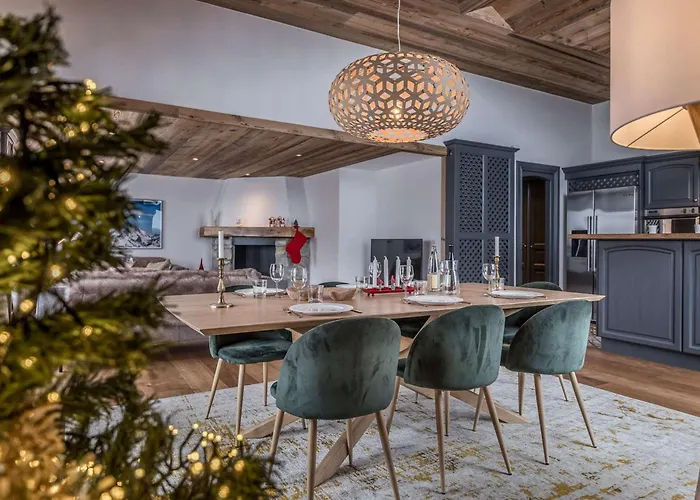 Duplex Skis Aux Pieds, 1850, 99m², 6 Pers., Cheminee, Balcons, Garage, Wifi - Fr-1-631-132 * Courchevel